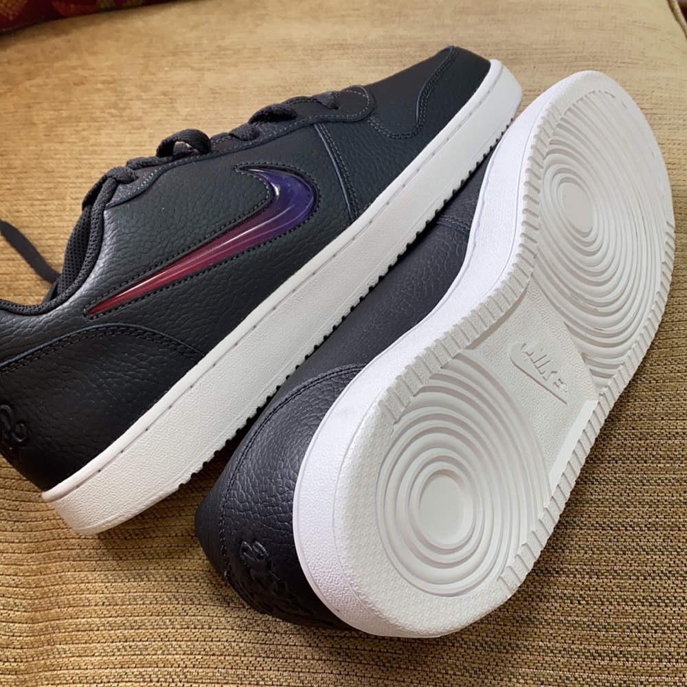 Nike sneakers - Picture 8 of 8